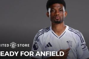 双红会焦点大战！曼联官方：球队将身穿白色客场球衣踢利物浦